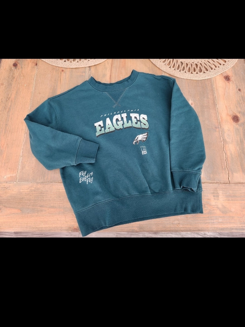 Team Apparel Teal Green Eagles Crewneck Sweatshirt